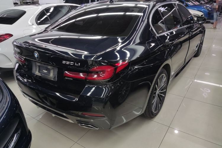 Used BMW 5 Series 2022 Second Facelift 530Li Leading Edition M Sport Package Rear Right 45 Deg