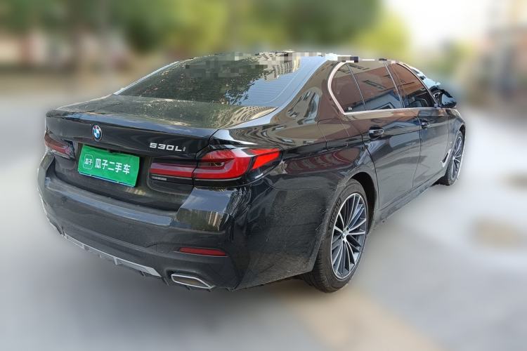Used BMW 5 Series 2022 Second Facelift 530Li Leading Edition M Sport Package Rear Right 45 Deg