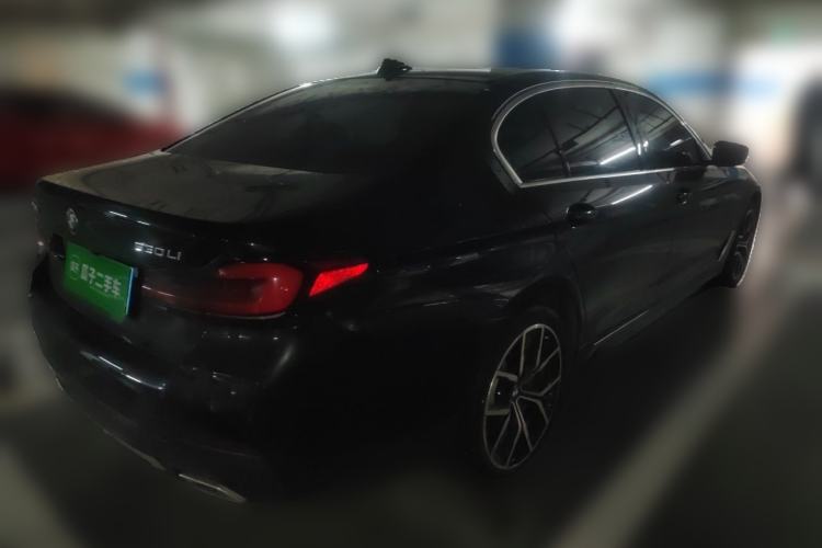 Used BMW 5 Series 2022 Revised Version 3 530Li Luxury Edition M Sport Package Rear Right 45 Deg