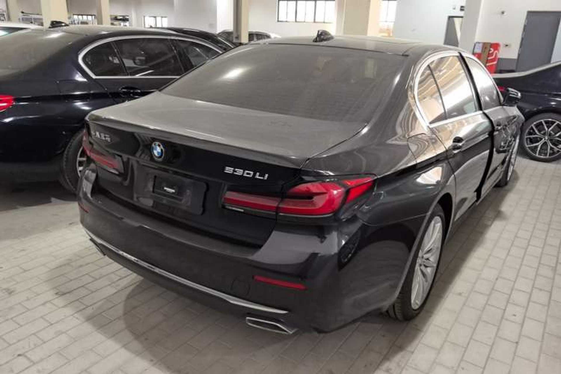 Used BMW 5 Series 2022 Second Facelift 530Li Luxury Edition Premium Package Rear Right 45 Deg