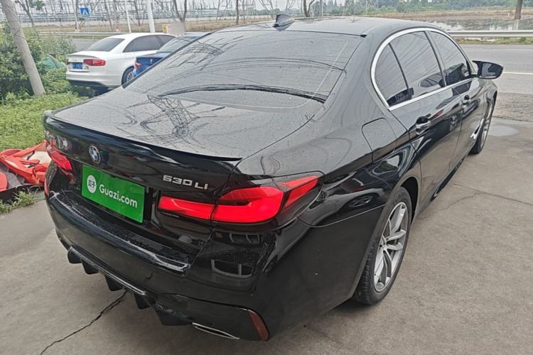 Used BMW 5 Series 2022 Restyled 525Li M Sport Package Rear Right 45 Deg
