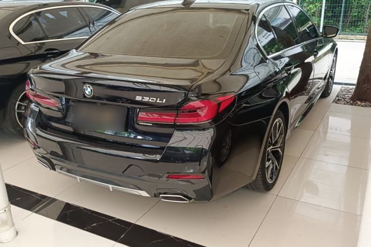 Used BMW 5 Series 2022 Revised Version 3 530Li Luxury Edition M Sport Package Rear Right 45 Deg