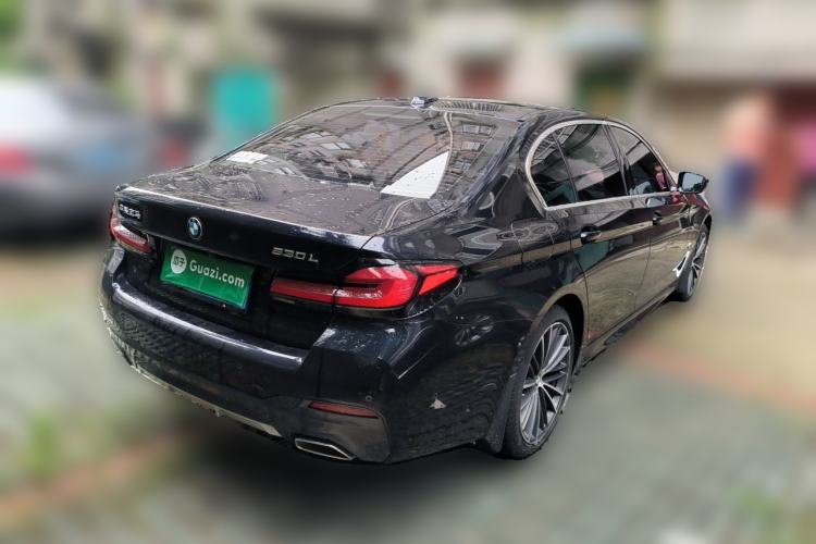 Used BMW 5 Series 2022 Second Facelift 530Li Leading Edition Luxury Package Rear Right 45 Deg