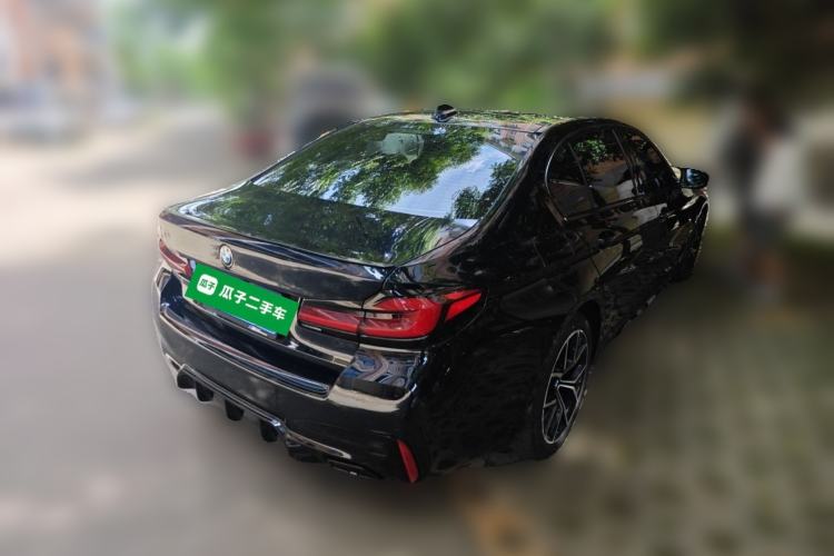Used BMW 5 Series 2022 Second Facelift 530Li Luxury Version M Sport Package Rear Right 45 Deg