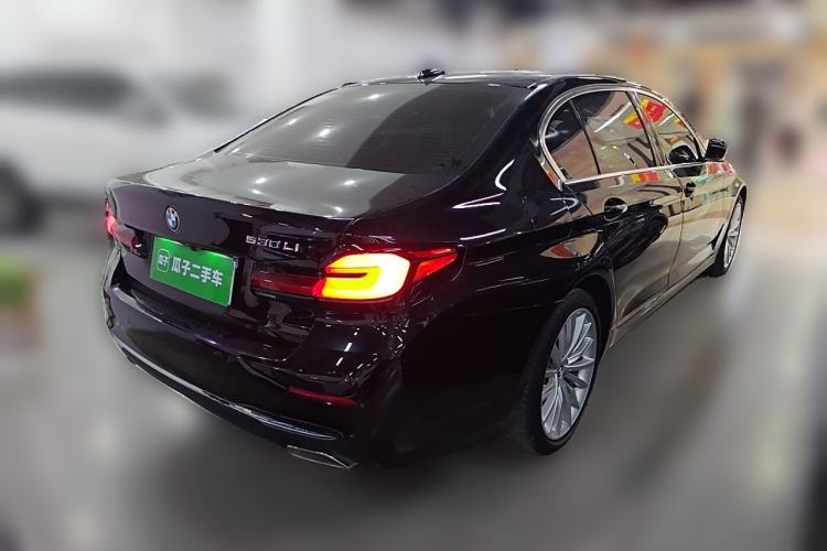 Used BMW 5 Series 2022 Updated 530Li Luxury Edition Premium Package Rear Right 45 Deg