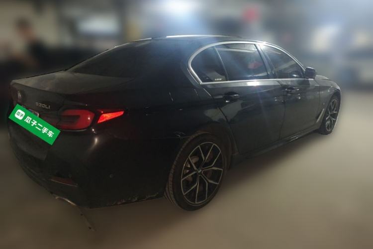 Used BMW 5 Series 2022 530Li Luxury Edition M Sport Package Rear Right 45 Deg