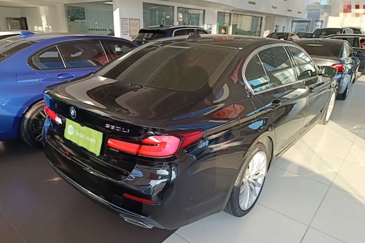 Used BMW 5 Series 2022 Updated 530Li Luxury Edition Premium Package Rear Right 45 Deg