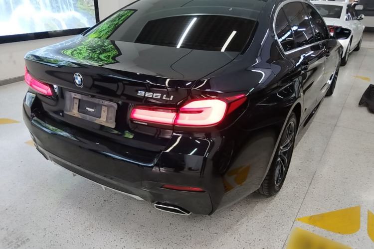 Used BMW 5 Series 2022 Second Facelift 525Li M Sport Package Rear Right 45 Deg