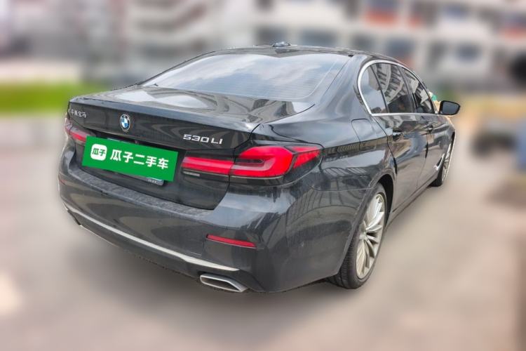Used BMW 5 Series 2022 Second Facelift 530Li Luxury Edition Premium Package Rear Right 45 Deg