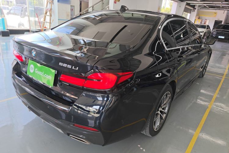 Used BMW 5 Series 2022 Restyled 525Li M Sport Package Rear Right 45 Deg