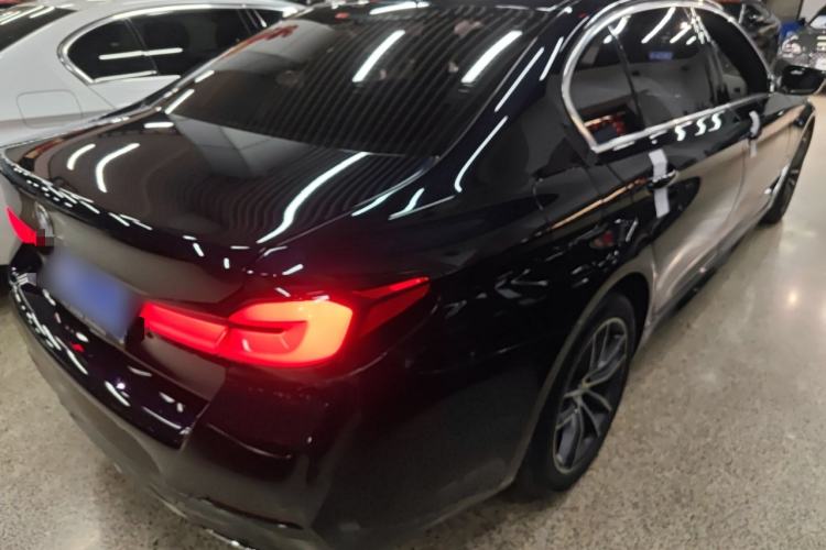 Used BMW 5 Series 2022 Restyled 525Li M Sport Package Rear Right 45 Deg