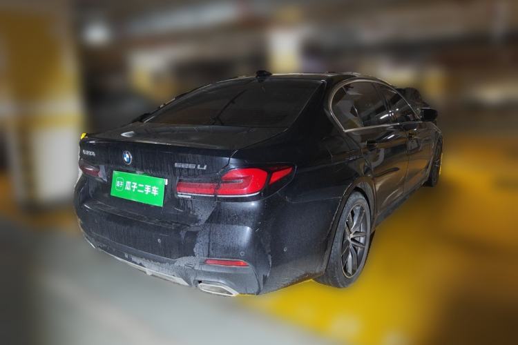 Used BMW 5 Series 2022 Second Facelift 525Li M Sport Package Rear Right 45 Deg