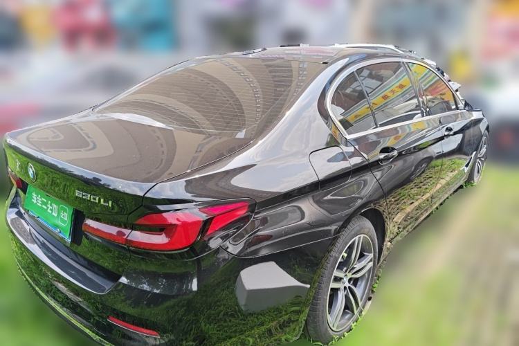 Used BMW 5 Series 2022 Updated 530Li xDrive Luxury Package Rear Right 45 Deg