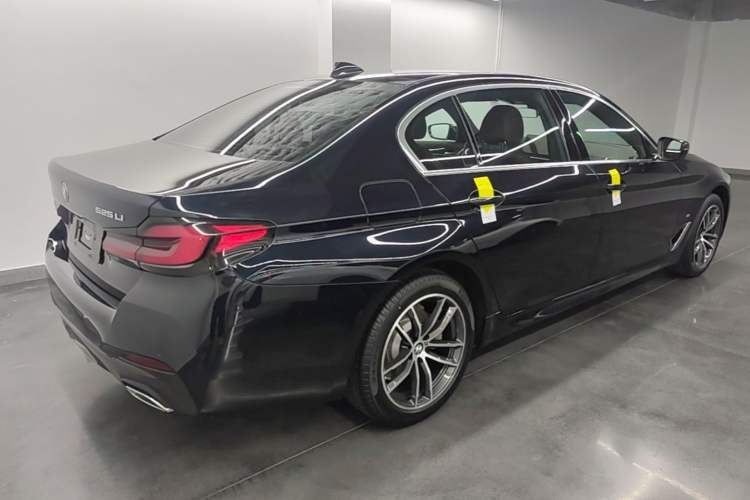 Used BMW 5 Series 2022 Restyled 525Li M Sport Package Rear Right 45 Deg