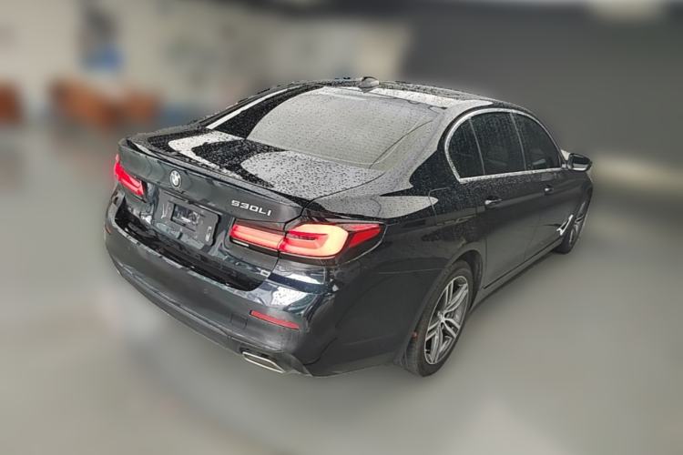 Used BMW 5 Series 2022 530Li Leading Luxury Package Rear Right 45 Deg