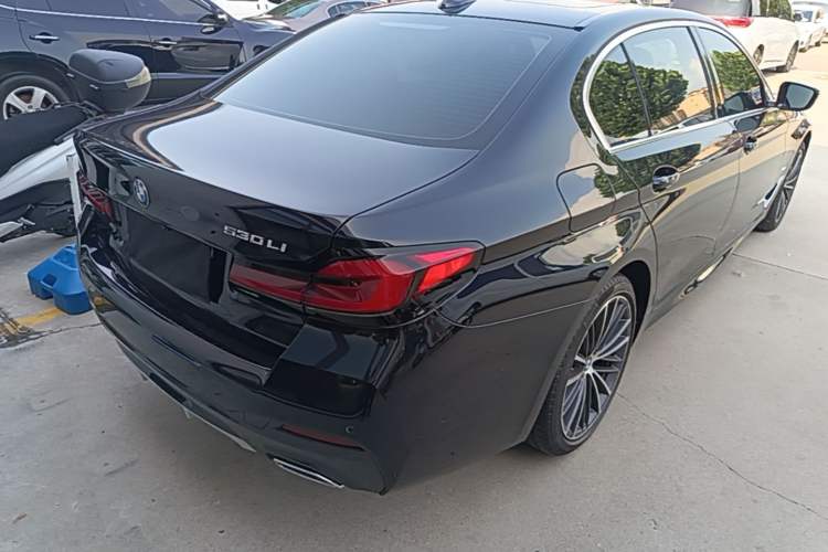 Used BMW 5 Series 2022 Restyled 530Li Leading Edition M Sport Package Rear Right 45 Deg