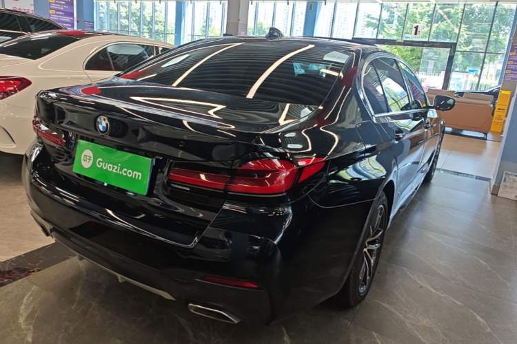 Used BMW 5 Series 2022 Restyled 525Li M Sport Package Rear Right 45 Deg