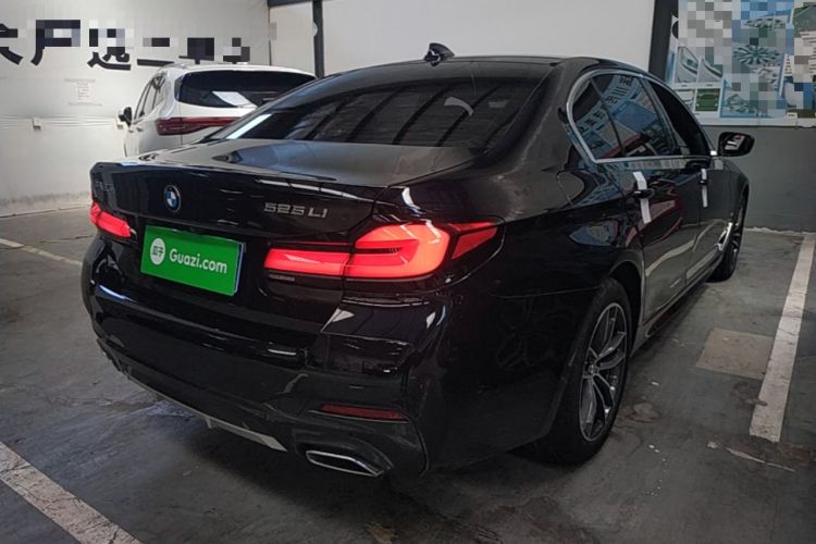 Used BMW 5 Series 2022 Second Facelift 525Li M Sport Package Rear Right 45 Deg