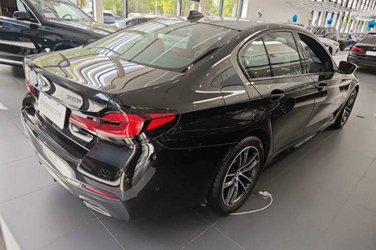 Used BMW 5 Series 2022 Second Facelift 525i M Sport Package Rear Right 45 Deg