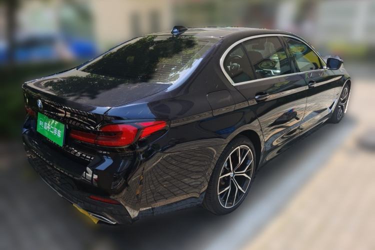 Used BMW 5 Series 2022 Second Facelift 530Li Luxury Version M Sport Package Rear Right 45 Deg