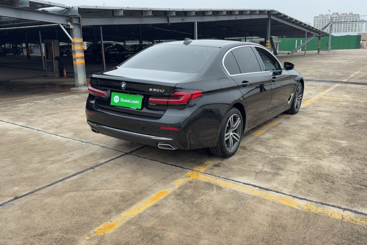 Used BMW 5 Series 2022 530Li Leading Luxury Package Rear Right 45 Deg