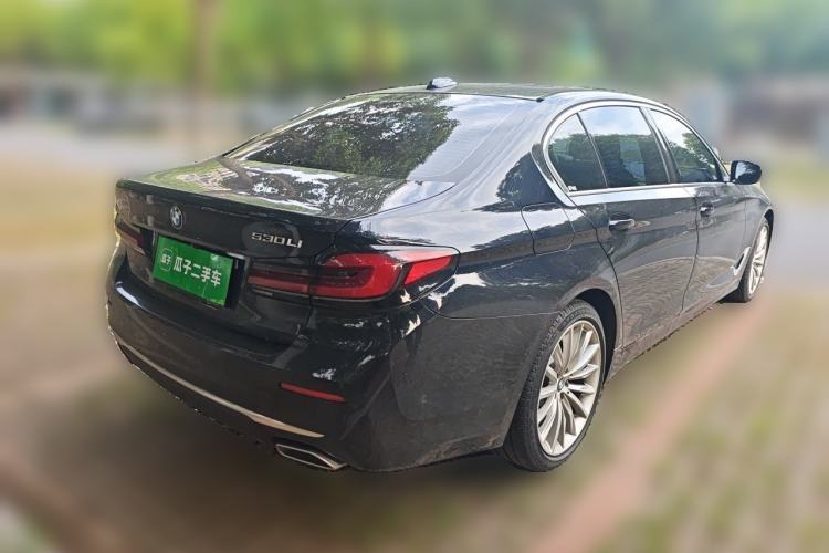 Used BMW 5 Series 2022 Updated 530Li Luxury Edition Premium Package Rear Right 45 Deg
