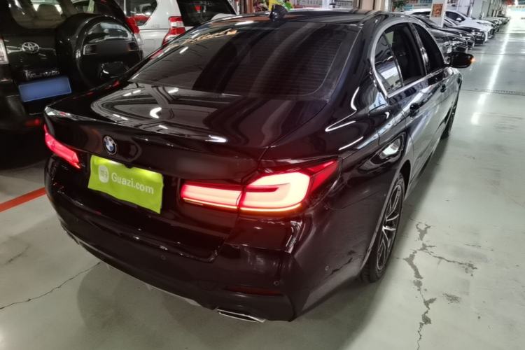 Used BMW 5 Series 2022 Second Facelift 525Li M Sport Package Rear Right 45 Deg