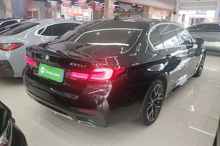 Used BMW 5 Series 2022 Second Facelift 530Li Luxury Version M Sport Package Rear Right 45 Deg