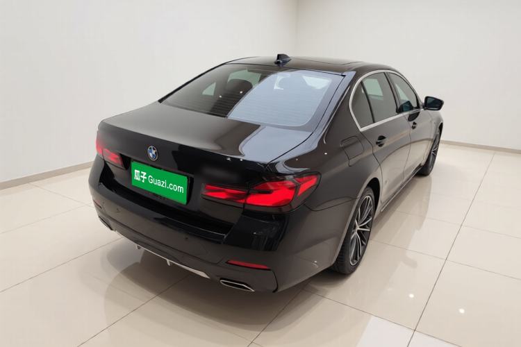 Used BMW 5 Series 2022 Revised Version 530Li xDrive M Sport Package Rear Right 45 Deg
