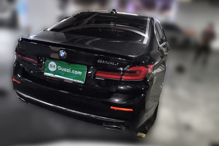 Used BMW 5 Series 2022 Restyled 525Li Luxury Package Rear Right 45 Deg