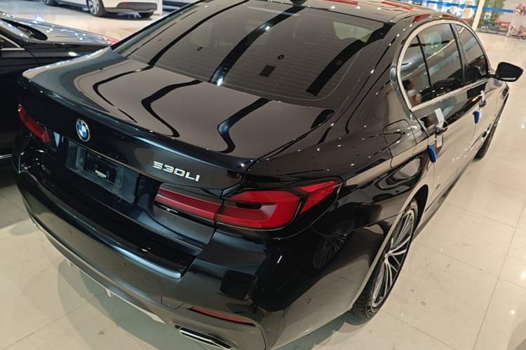 Used BMW 5 Series 2022 Second Facelift 530Li xDrive M Sport Package Rear Right 45 Deg