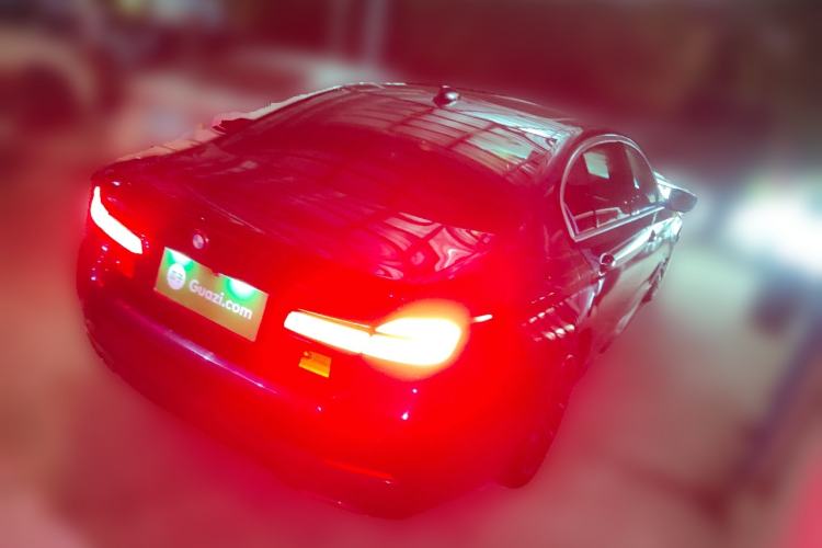 Used BMW 5 Series 2022 Second Facelift 530Li Luxury Version M Sport Package Rear Right 45 Deg