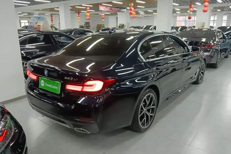 Used BMW 5 Series 2022 Revised Version 3 530Li Luxury Edition M Sport Package Rear Right 45 Deg