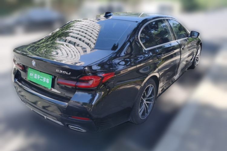 Used BMW 5 Series 2022 525Li M Sport Package Rear Right 45 Deg