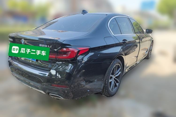 Used BMW 5 Series 2022 Second Facelift 525Li M Sport Package Rear Right 45 Deg