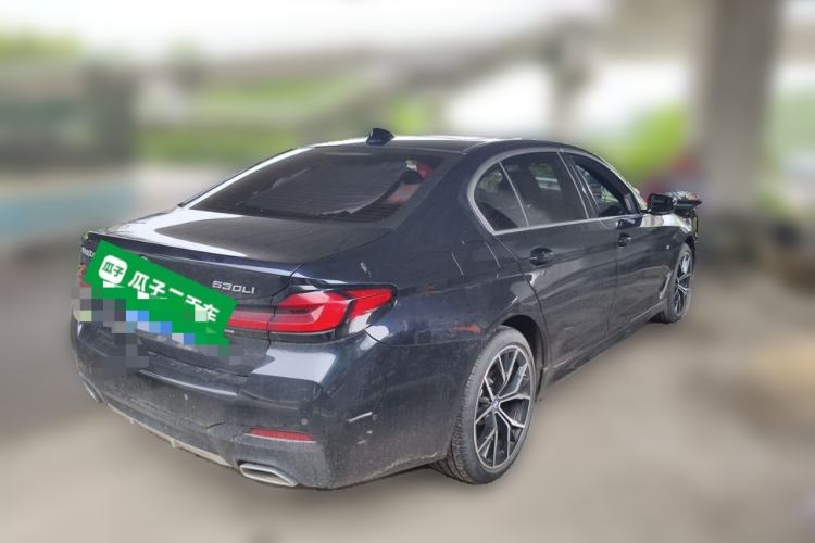 Used BMW 5 Series 2022 Second Facelift 530Li Luxury Version M Sport Package Rear Right 45 Deg