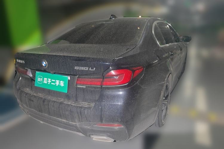 Used BMW 5 Series 2022 Second Facelift 530Li Luxury Version M Sport Package Rear Right 45 Deg