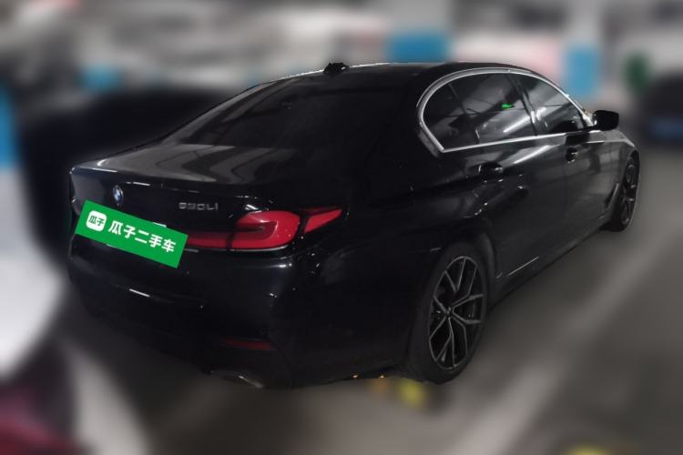 Used BMW 5 Series 2022 Second Facelift 530Li Luxury Version M Sport Package Rear Right 45 Deg