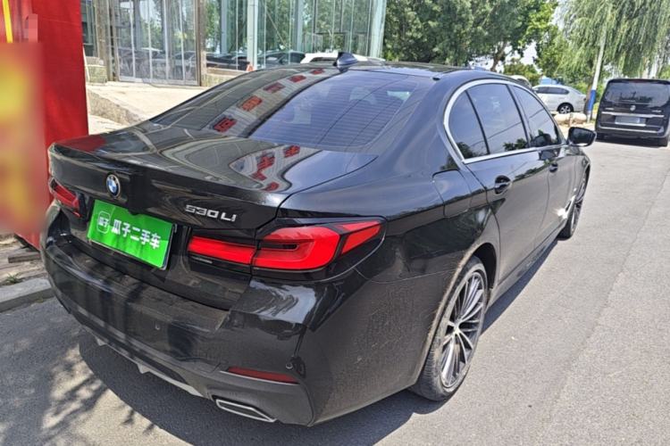Used BMW 5 Series 2022 530Li Leading Model M Sport Package Rear Right 45 Deg