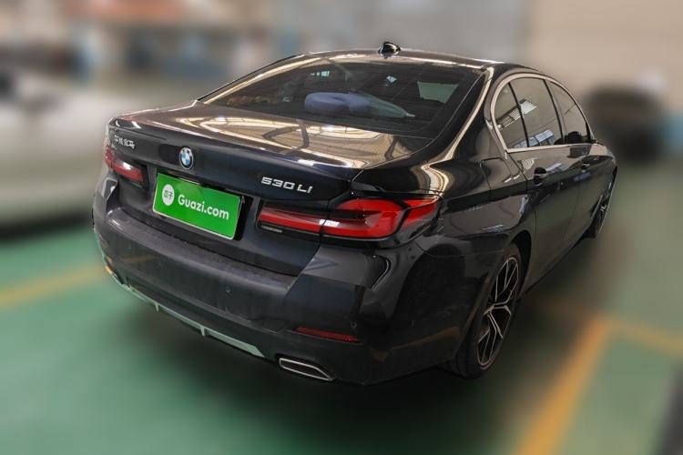 Used BMW 5 Series 2022 Second Facelift 530Li Luxury Version M Sport Package Rear Right 45 Deg