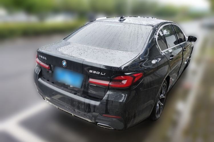 Used BMW 5 Series 2022 Second Facelift 530Li Luxury Version M Sport Package Rear Right 45 Deg