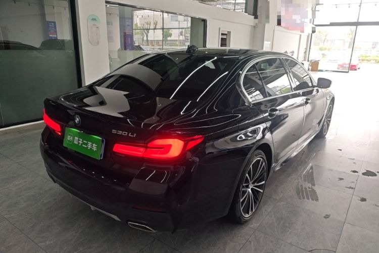 Used BMW 5 Series 2022 Second Facelift 530Li Leading Edition M Sport Package Rear Right 45 Deg
