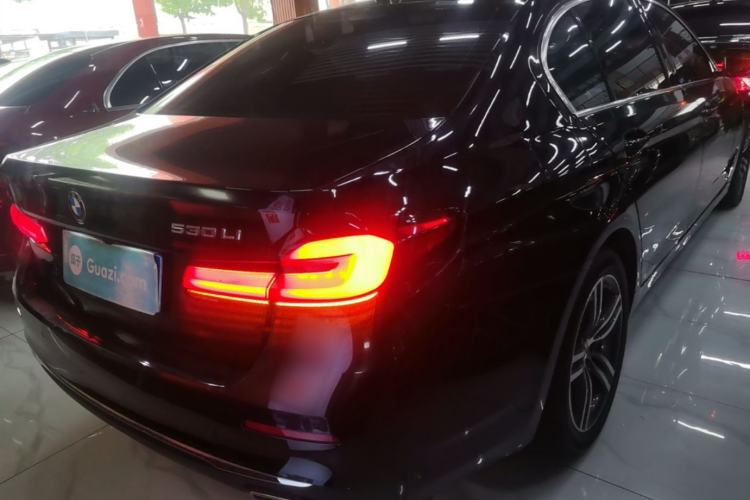 Used BMW 5 Series 2022 Second Facelift 530Li Leading Edition Luxury Package Rear
