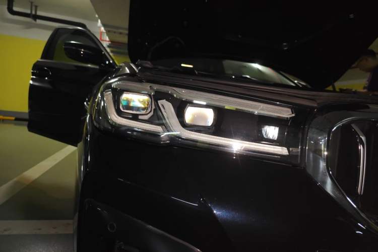 Used BMW 5 Series 2022 Second Facelift 525Li M Sport Package Right Front Headlight
