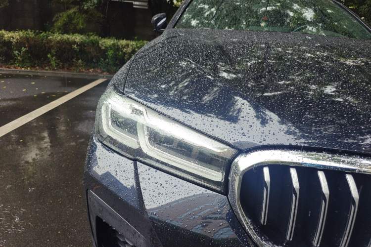 Used BMW 5 Series 2022 Second Facelift 530Li Luxury Version M Sport Package Right Front Headlight
