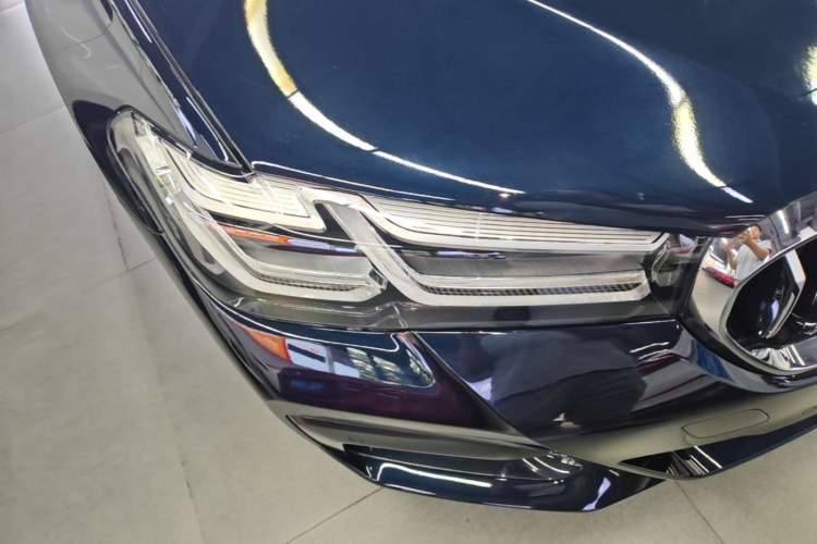 Used BMW 5 Series 2022 Second Facelift 525Li M Sport Package Right Front Headlight