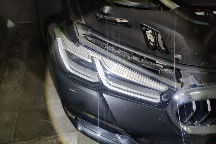 Used BMW 5 Series 2022 Restyled 530Li Luxury Edition M Sport Package Right Front Headlight