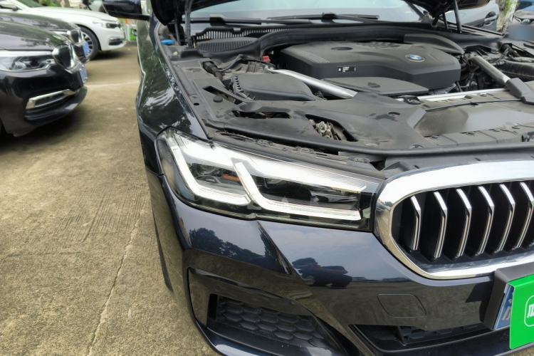 Used BMW 5 Series 2022 525Li Luxury Package Right Front Headlight