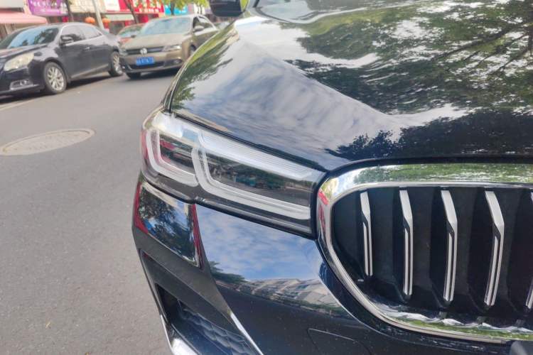 Used BMW 5 Series 2022 Revised Version 3 530Li Luxury Edition M Sport Package Right Front Headlight