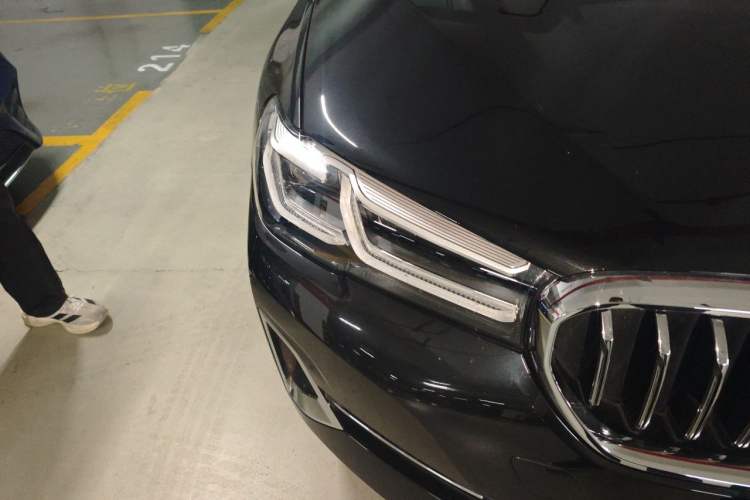 Used BMW 5 Series 2022 Restyled 525Li Luxury Package Right Front Headlight